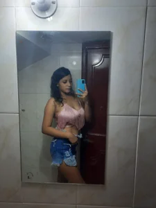 alisontitsmilk19 Public Pic 7