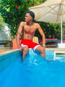 SidechiqのPool sideの 4枚の写真