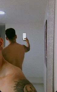 LucyANDengell A bit of him Immagine  3