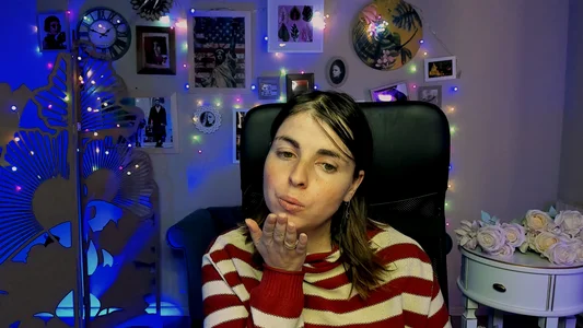 MartaEdams ❝ Do you believe in Santa Claus? — There will be so many Santa Clauses on the streets tomorrow Immagine  3