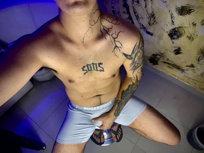 Zdjęcia ThomasThunders sexy boy:  3