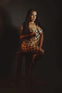 valeryDugglassのI am backの枚の写真