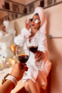 AilishBenson Coffee, Towels & hot Secrets😈🥰 Pic