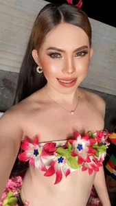 Lucyloore Public Foto 6