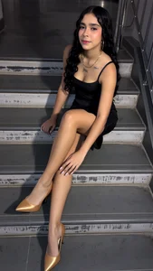 Emma_Cooper_Girl Night out photoshoot Foto 8