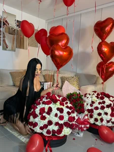 valerietnt Love flowers Pic 3