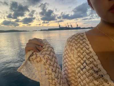 AmyTorry Public Poză 3