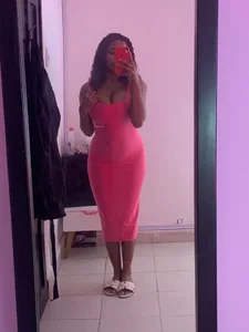 DakotaBruntt Public Εικόνα 4