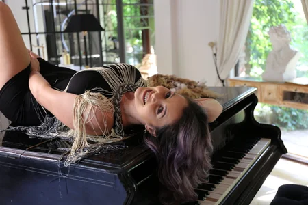 SeductiveMompiano pics图片 4