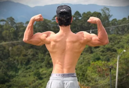 JordanMiller_ Public зображення 2