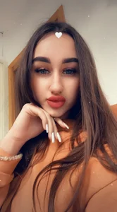 Fortune_888のhot girlの 4枚の写真