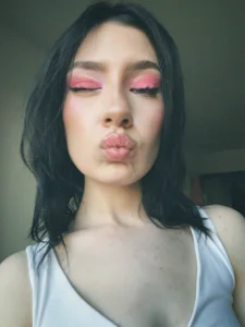 YellyRoberta Public Bilde 5