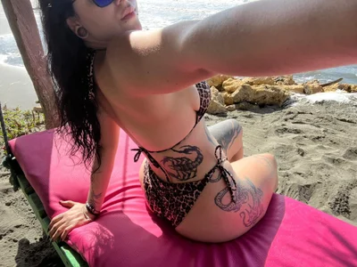 MissCharlottte_18 My body Pic 6