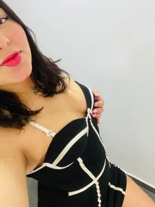 dani_garciaa 🖤 Gambar 2