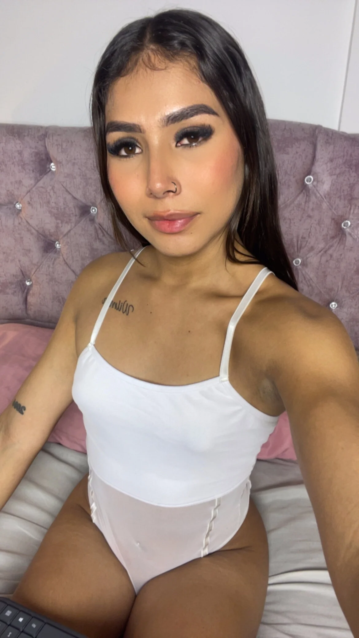Трендове зображення  6732 Ruby_Rouge_