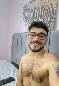 DANTEBELLUCI What if I invite you to my bed? 🥰 Pic