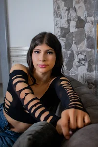 Luna_Femme delicious girl Foto 2