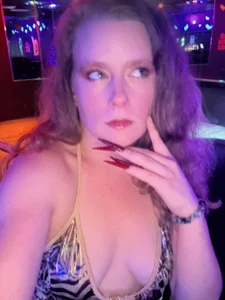 Honeybare97 Public Pic 2