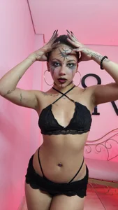 Zoe_kissesのWitch 💀の 4枚の写真