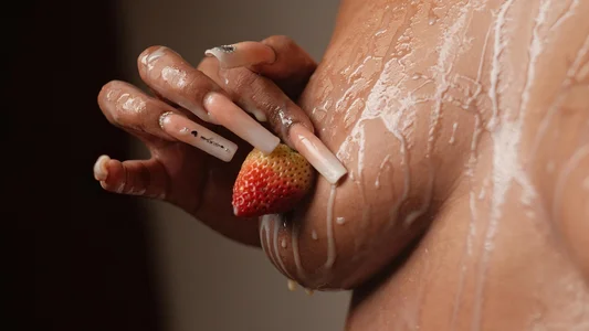 Hot milk in my body ♥ de ELLA_KELLY Foto 3