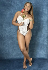 gabytyara2 Hot milf 🔥 Pic 3