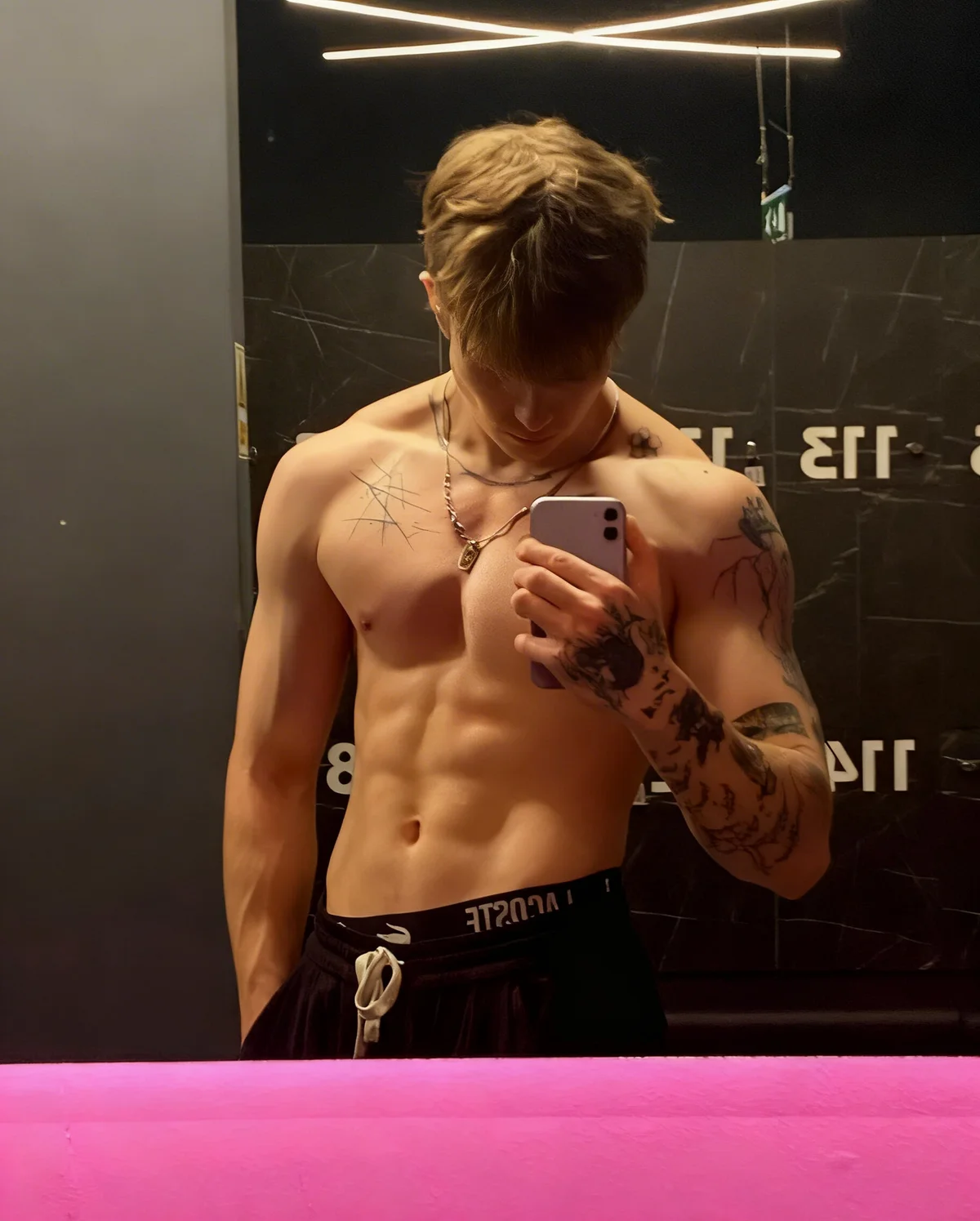 TalkingHead_0_ избранные изображения 2452