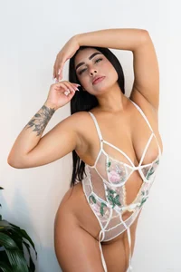 Kleverly_Manson1 Every look from you awakens my deepest desires Pic 3