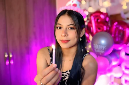 _ALLYSON18_のHAPPY BIRTHDAY🎊🎈🎁🎀の 3枚の写真