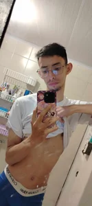 Public od ZyroNight  3 snímek