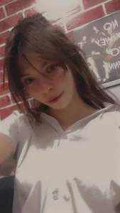 LynDaviのHow are you feeling? I'm already betterの 3枚の写真