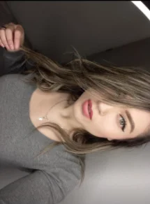 LillithDeluxe Beautiful woman😏 Pic 2