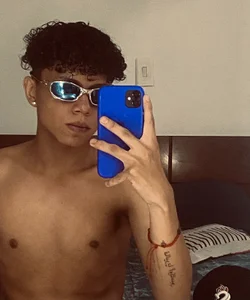 _taylor_black kullanıcısının Public albümü -  4 fotoğraf