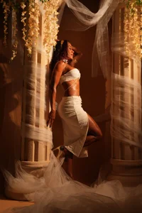 karla_dunn: A goddess for you🌙 ( 5 фото)