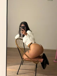 NicolleCooper Public Bilde 2