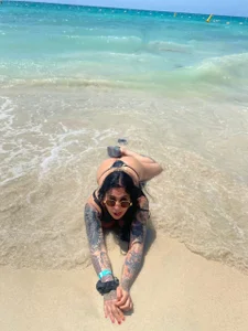 Astartexxx enjoying the sea 사진 3