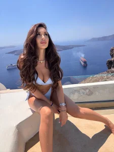 Santorini de LunaBex  7 Imagens