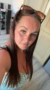 CurvaceousCourtneyUK Public Foto 6