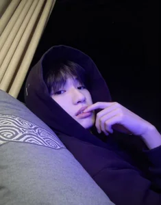 AOA-boy001 111 Hình 9