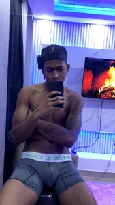 latin_kay1 welcome Foto