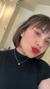 BabyChanntal Cambios de look  6টি ছবি