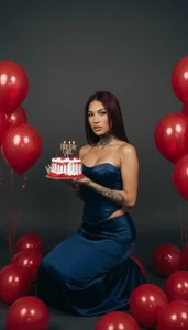 lyam_ebony_のHappy Birthdayの枚の写真