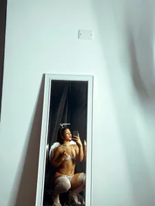 IVISBOUNCYASS little angel 🔥🪽 Immagine 