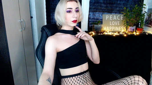 MistressStress: MistressStress ( 4 фото)