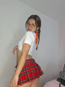 Zoow_bluussh I'm ready to take online classes. รูป  4