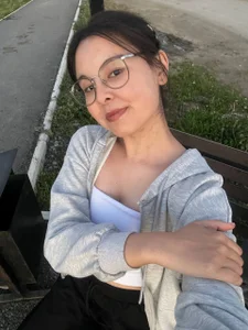 FlorentinaPinson Public Pic 2