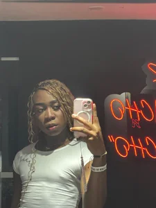 brit_davis: Public ( 8 фото)