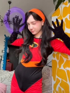 bambi_lu 🥷Violet Parr cosplay🥷 Pic 6