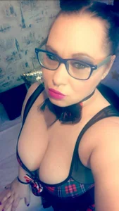 DivyneNatashaのkissssの 8枚の写真