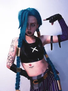 LuniBless A little more Jinx slika 2