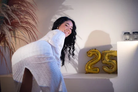 AnaiaClarck MY BIRTHDAY Foto 4